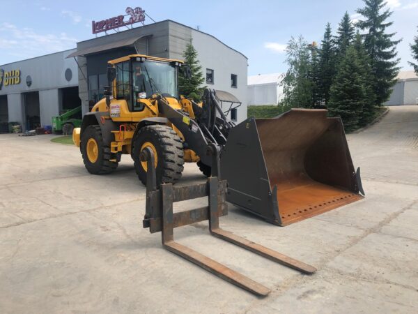 VOLVO L90H