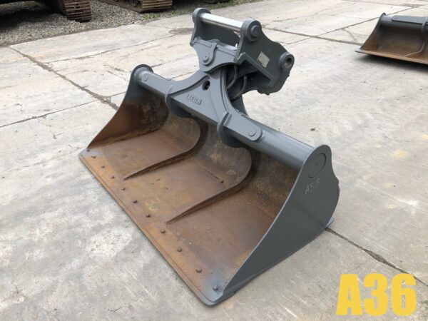 Liebherr Likufix SW48 2000 mm ditching bucket