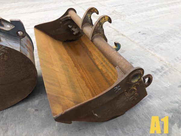 SMP T620 2000 mm ditching bucket