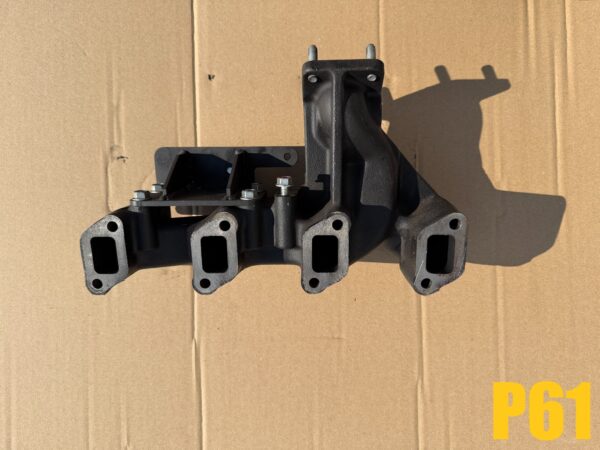 Kolektor wydechowy silnik Yanmar 4TNV84T-KRCC