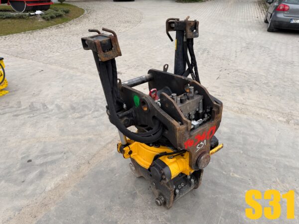Engcon EC219 Likufix SW33 Tiltrotator