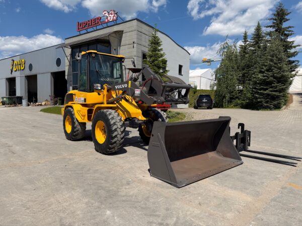 VOLVO L30G